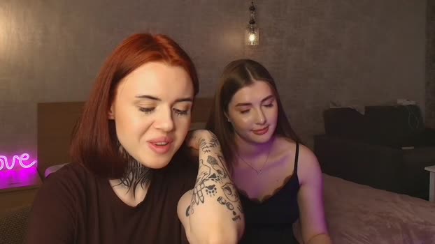 caressyourself Female Chaturbate 01-04-2025