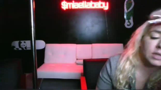 miaellababy Couple Chaturbate 03-04-2025