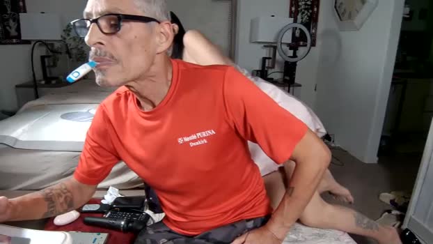 skinnyasianmilf