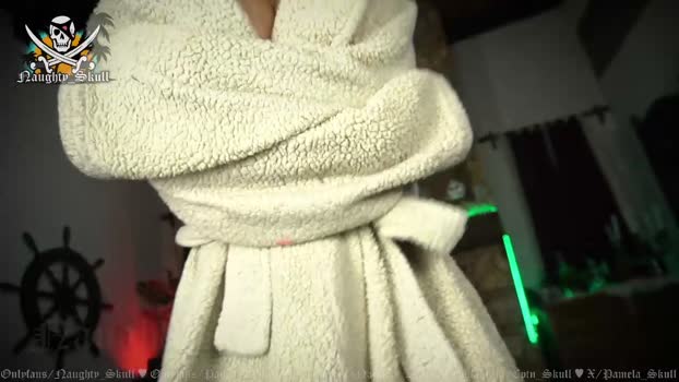 naughty_skull Female Chaturbate 05-04-2025