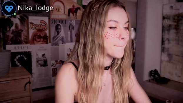 nika_lodge Female Chaturbate 04-04-2025