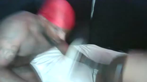 1bigblackdickand2freaks Couple Chaturbate 06-04-2025