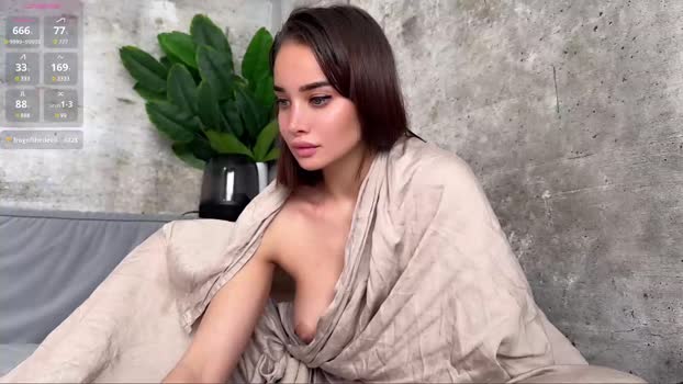 quantum_heart Female Chaturbate 06-04-2025