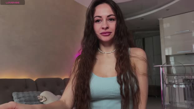 yourhanna Female Chaturbate 08-04-2025