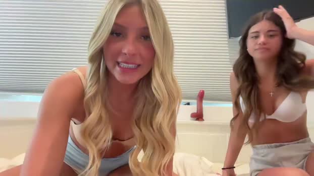kyliebeck Female Chaturbate 11-04-2025