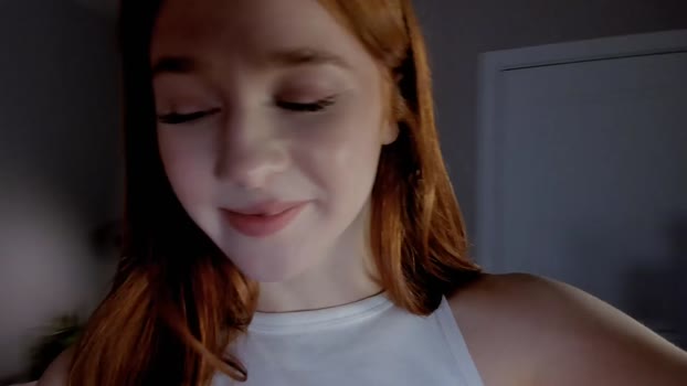 leahsthetics Female Chaturbate 12-04-2025