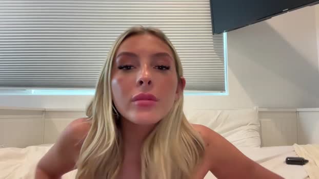 evedawn Female Chaturbate 14-04-2025