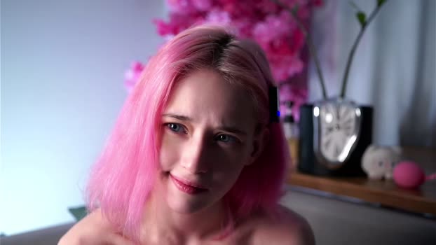 taitehambelton Female Chaturbate 15-04-2025