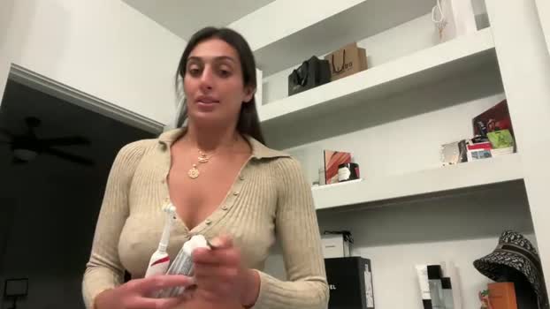 camiliakxoxo Female Chaturbate 17-04-2025