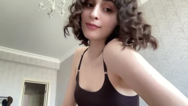 wonderland_stia Female Chaturbate 17-04-2025
