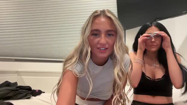 aspenhall Female Chaturbate 19-04-2025