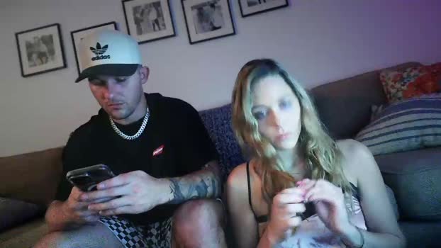 isabellababy212 Couple Chaturbate 20-04-2025