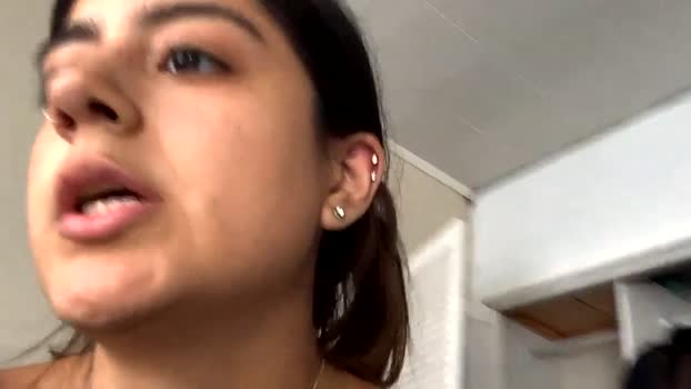 sweetiebabyneedsmilkk Female Chaturbate 22-04-2025