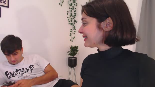 lunashams Couple Chaturbate 23-04-2025