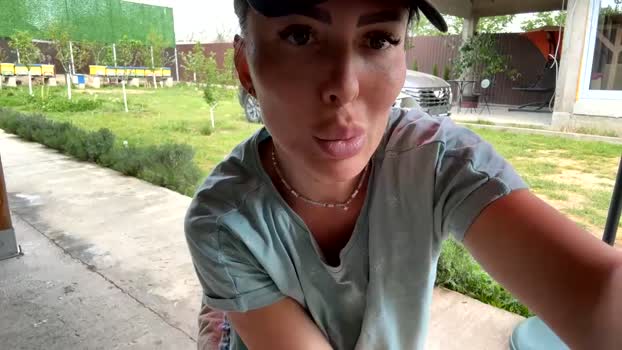 2whitediamonds Couple Chaturbate 25-04-2025