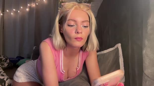 savanaluv Female Chaturbate 25-04-2025