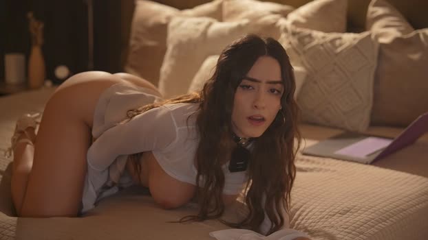 emyii Female Chaturbate 26-04-2025