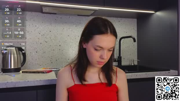 littlee_lily Female Chaturbate 28-04-2025