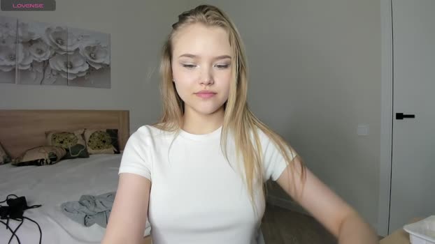flooora_0 Couple Chaturbate 08-05-2025