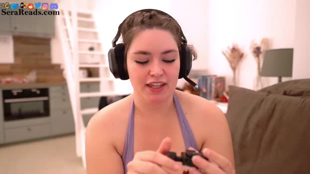 serareads Female Chaturbate 09-05-2025