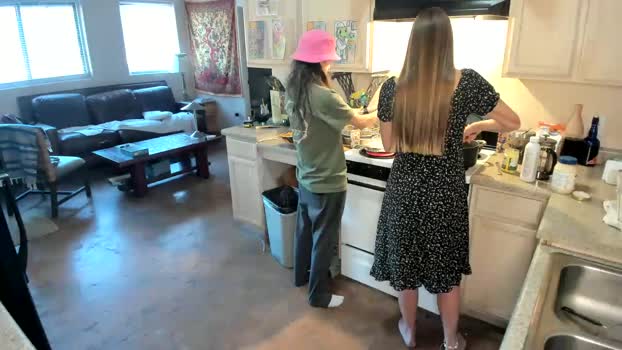 sillygirlsxx Couple Chaturbate 09-05-2025