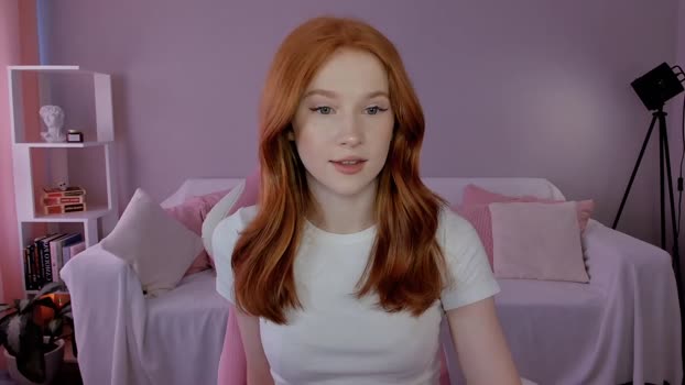 leahsthetics Female Chaturbate 12-05-2025
