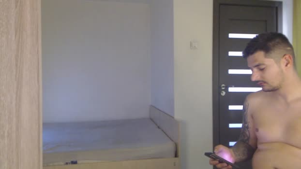 missbeauty_and_thebeast Couple Chaturbate 14-05-2025