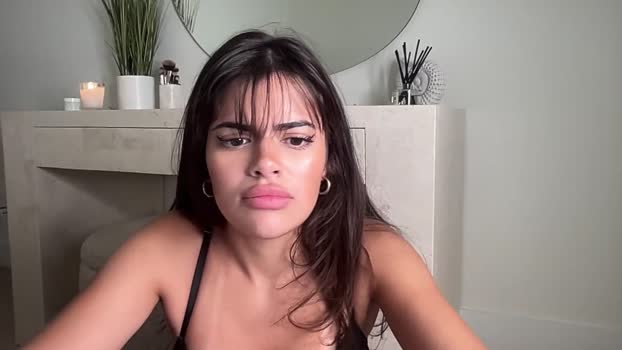 poutyselena Female Chaturbate 16-05-2025