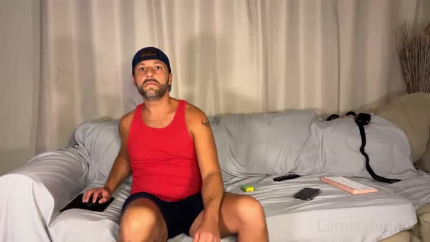 bigguylilmiss Couple Chaturbate 17-05-2025