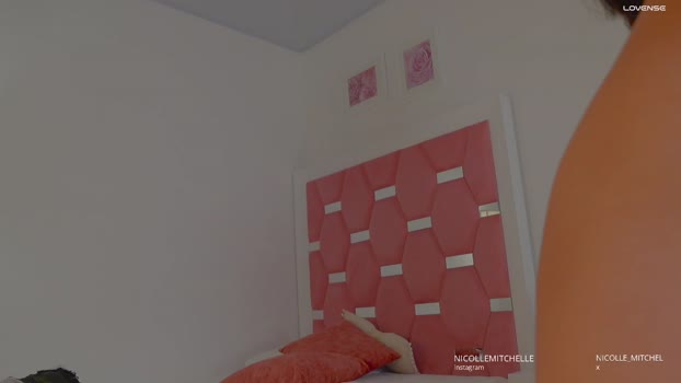 nicolle_mitchelle Female Chaturbate 16-05-2025