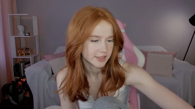 leahsthetics Female Chaturbate 18-05-2025