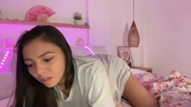 keirasworld Female Chaturbate 19-05-2025