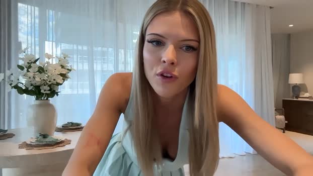 mishapalmer Female Chaturbate 19-05-2025
