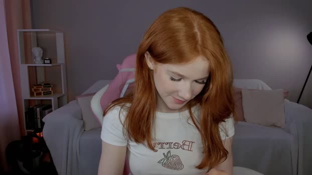 leahsthetics Female Chaturbate 20-05-2025