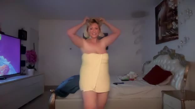 kiradivine Female Chaturbate 24-05-2025