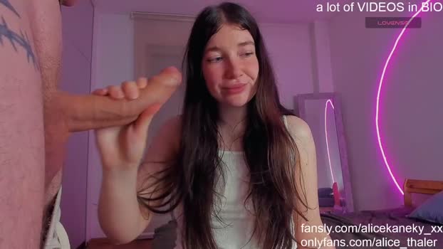 alicekaneky_xx Couple Chaturbate 25-05-2025