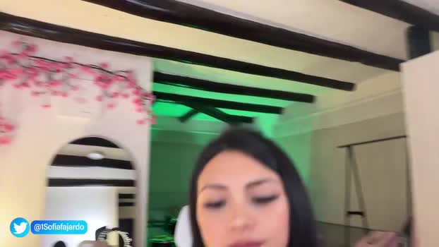 sweet_littleee Female Chaturbate 25-05-2025