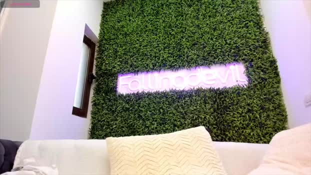 hotfallingdevil Female Chaturbate 29-05-2025