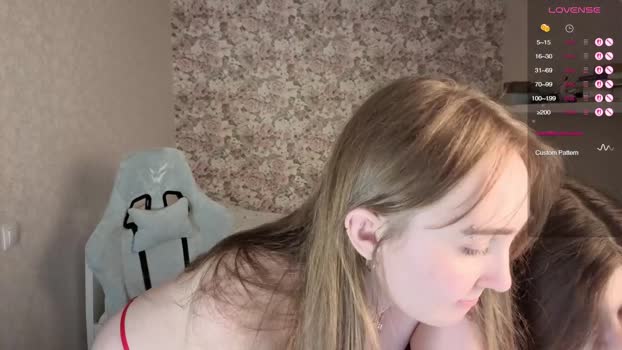 valerie_mooon Couple Chaturbate 28-05-2025
