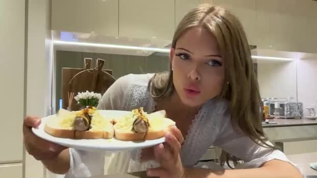 mishapalmer Female Chaturbate 30-05-2025