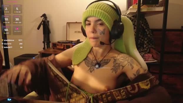 bluedweeb Female Chaturbate 31-05-2025