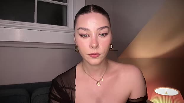 novavangogh Female Chaturbate 04-06-2025