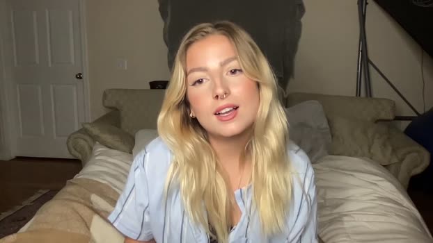 official_ellieanne Female Chaturbate 06-06-2025