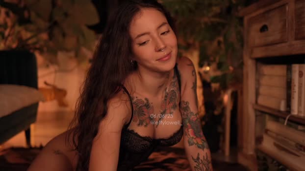 effylowell_ Female Chaturbate 07-06-2025