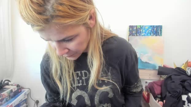 artsyandcraftsy_ Female Chaturbate 12-06-2025