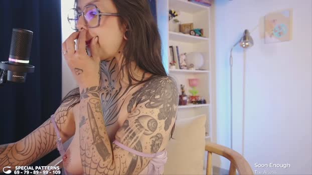 janne_maybe Female Chaturbate 11-06-2025