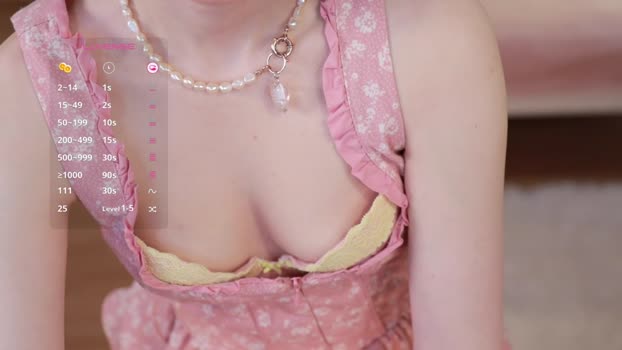 _female_essence_ Female Chaturbate 16-06-2025