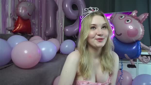 lorettacarnley Female Chaturbate 17-06-2025