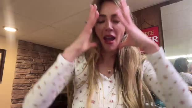 caylacridley Female Chaturbate 19-06-2025