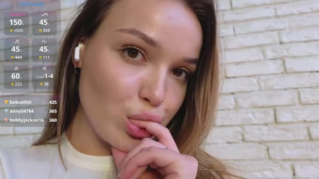 peachylina Female Chaturbate 18-06-2025